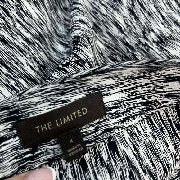 The Limited Skirt size 4 Black White Pencil Knee Stretch Pockets Career Casual - Picture 9 of 9